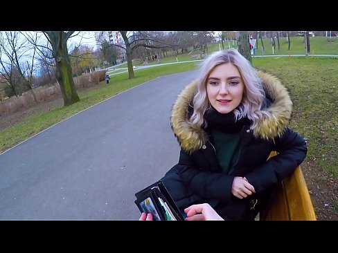 ❤️ Gleypir heitt ásamt ókunnugra fyrir peninga - blástur í garðinum eftir Evu Elfie ❤️❌ Heimabakað klám á is.justindianpornx.ru ☑